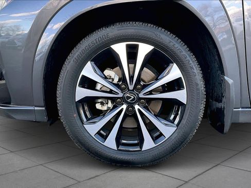 Used 2025 Lexus UX 300h AWD w/ Cold Area Package image 10