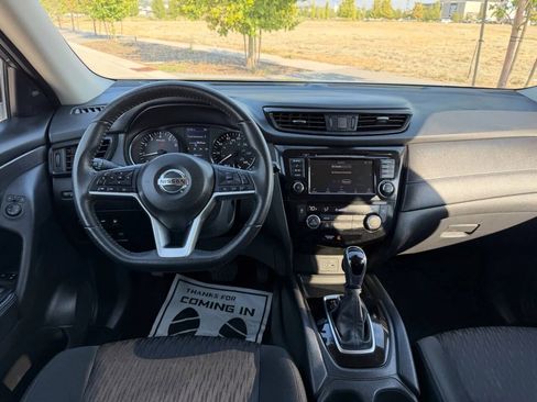 Used 2020 Nissan Rogue SV AWD/4WD image 24