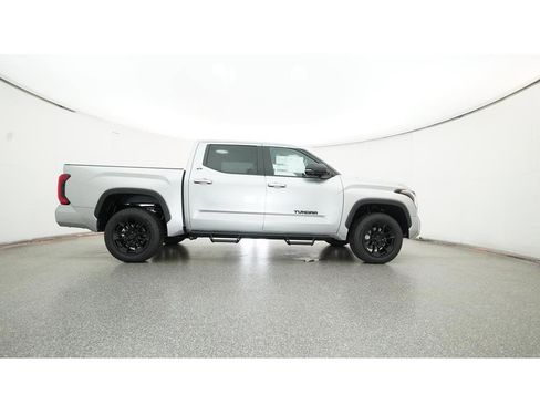 New 2025 Toyota Tundra SR5 w/ SR5 Premium Package AWD/4WD image 27