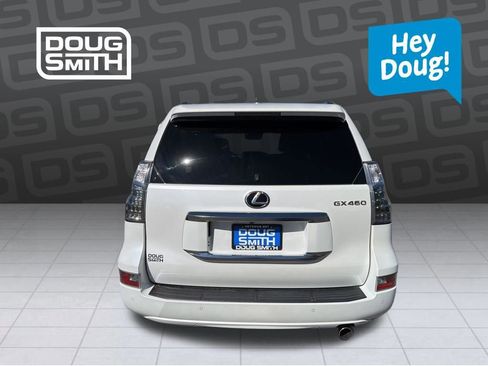 Used 2022 Lexus GX 460 Premium w/ Premium Package image 4