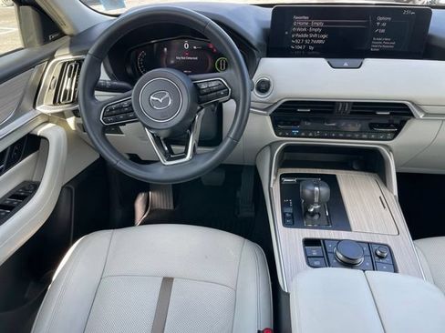 Used 2024 MAZDA CX-90 Plug-In Hybrid w/ Premium Plus AWD/4WD image 11