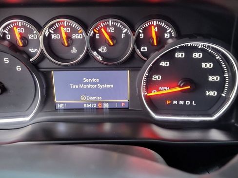 Used 2019 Chevrolet Silverado 1500 LT Trail Boss image 9