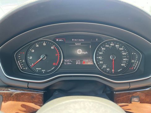 Used 2019 Audi A4 2.0T Premium w/ Convenience Package FWD image 17