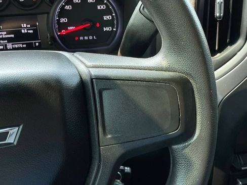 Used 2020 Chevrolet Silverado 1500 Custom Trail Boss w/ Custom Convenience Package AWD/4WD image 18