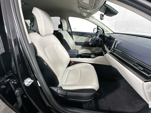 Used 2023 Kia Sportage EX AWD/4WD image 29