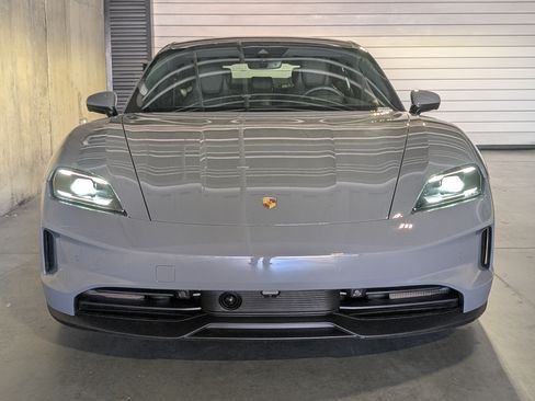 Certified 2025 Porsche Taycan AWD/4WD image 12