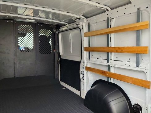 Used 2025 RAM ProMaster 2500 w/ U-Haul Equipment Group FWD image 20