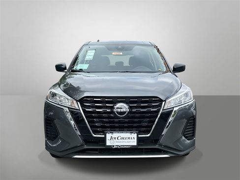 New 2025 Nissan Kicks Play S w/ Interior Electronics Package image 12