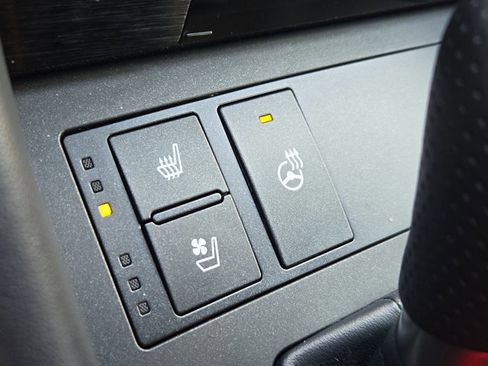 Used 2024 Lexus RC 350 F Sport image 27