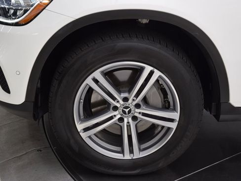 Used 2022 Mercedes-Benz GLC 300 image 12
