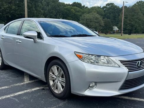 Used 2014 Lexus ES 350 w/ Premium Package FWD image 10