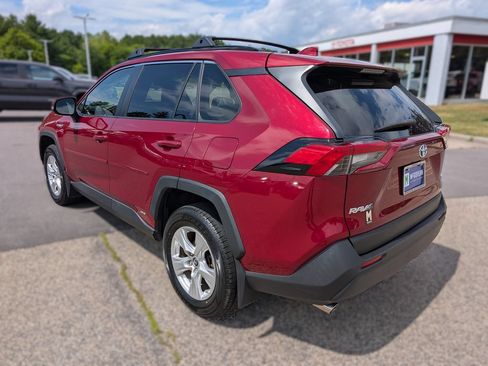 Used 2020 Toyota RAV4 Limited AWD/4WD image 3