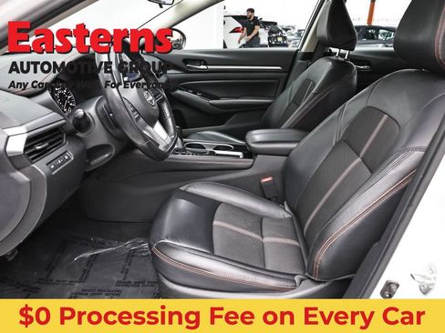 Used 2024 Nissan Altima 2.5 SR FWD image 14