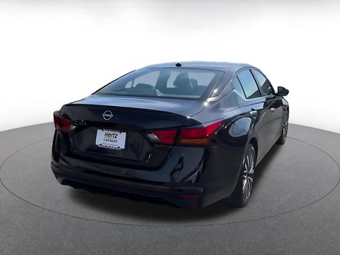 Used 2025 Nissan Altima 2.5 SV image 15