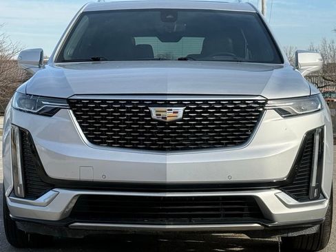Used 2020 Cadillac XT6 Premium Luxury FWD image 9