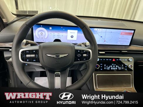 Certified 2025 Genesis GV80 2.5T Prestige image 19