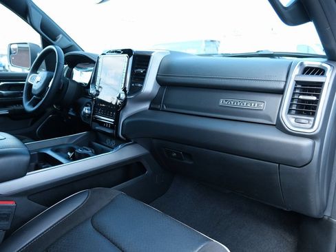 Used 2025 RAM 1500 Laramie w/ Sport Appearance Package AWD/4WD image 33