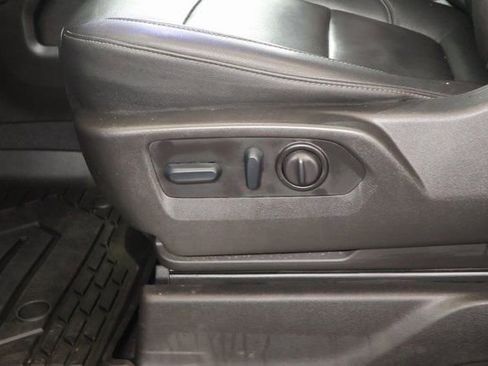 Used 2022 Chevrolet Silverado 3500 LTZ w/ LTZ Plus Package image 13