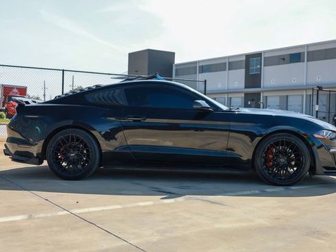 Used 2020 Ford Mustang GT RWD image 16