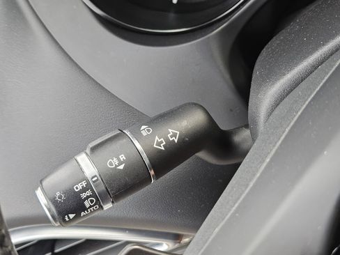 Used 2019 Jaguar F-PACE Premium AWD/4WD image 26