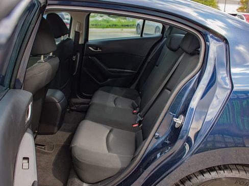 Used 2015 MAZDA MAZDA3 i SV FWD image 15