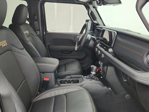Used 2025 Jeep Wrangler Unlimited Rubicon 392 AWD/4WD image 23