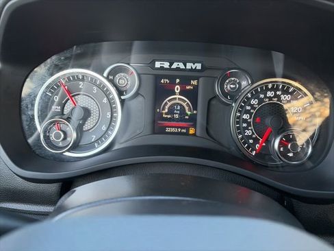 Used 2024 RAM 2500 Big Horn w/ Sport Appearance Package image 23