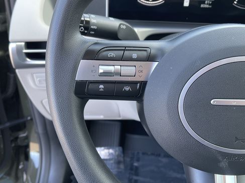 Certified 2025 Hyundai Tucson SEL AWD/4WD image 23