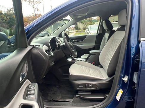 Used 2022 Chevrolet Equinox LT image 27