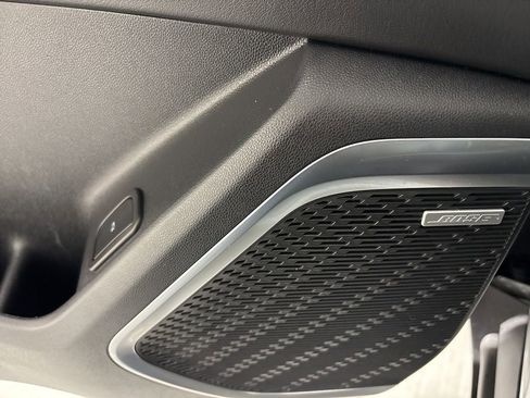 Used 2025 Buick Enclave Preferred FWD image 25