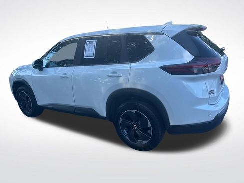 Used 2024 Nissan Rogue SV AWD/4WD image 22