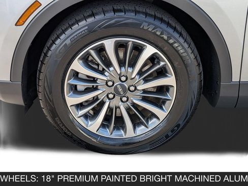 Used 2023 Lincoln Nautilus Reserve FWD image 11