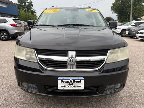 Used 2009 Dodge Journey R/T w/ Entertainment Group #2 AWD/4WD image 8