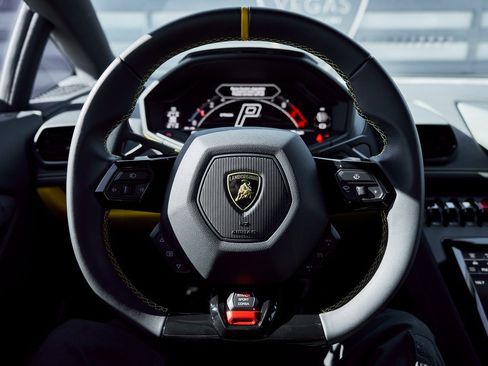 Used 2023 Lamborghini Huracan Tecnica image 53