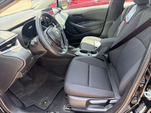 Used 2026 Toyota Corolla LE FWD image 10
