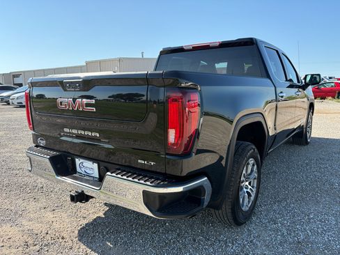Used 2025 GMC Sierra 1500 SLT RWD image 5