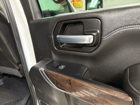 Used 2020 GMC Sierra 3500 Denali w/ Denali Ultimate Package image 73