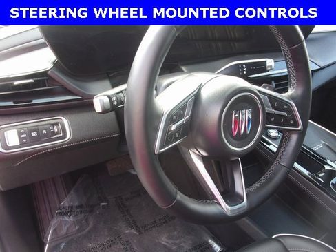 Used 2025 Buick Enclave Avenir w/ Trailering Package, 5000 lbs. image 13