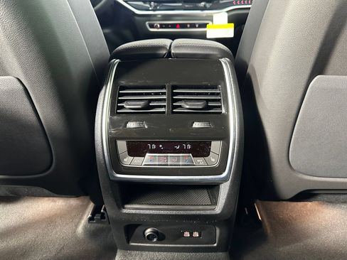 Used 2026 BMW X5 sDrive40i w/ Climate Comfort Package RWD image 31