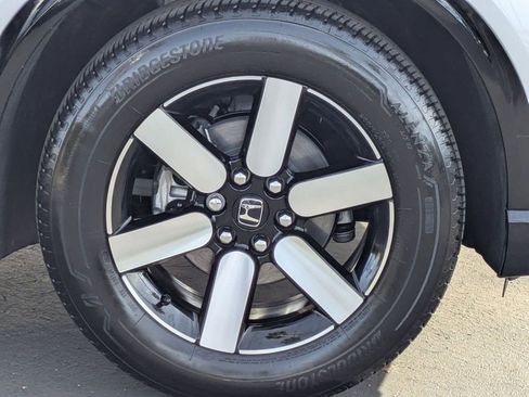 Certified 2025 Honda Prologue Touring image 22