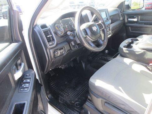 Used 2019 RAM 3500 Tradesman w/ Chrome Appearance Group image 15