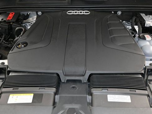 Used 2023 Audi Q7 2.0T Premium Plus w/ Premium Plus Package AWD/4WD image 44