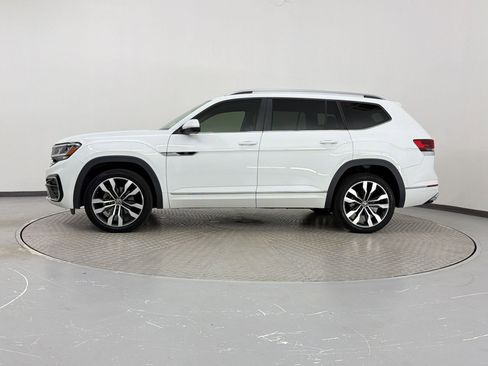 Used 2021 Volkswagen Atlas SEL R-Line image 2