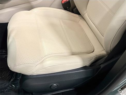 Certified 2025 Mercedes-Benz GLC 300 GLC 300 image 20