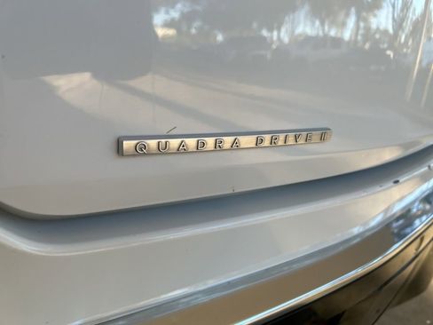 Used 2023 Jeep Grand Wagoneer L Series II image 21