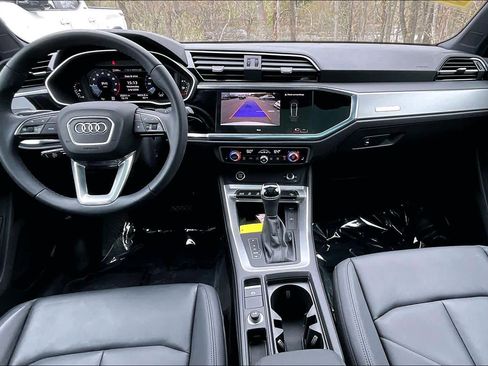 Used 2024 Audi Q3 2.0T Premium AWD/4WD image 25