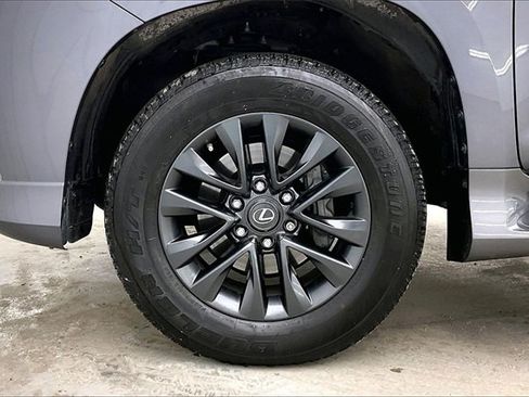 Used 2023 Lexus GX 460 Premium image 10