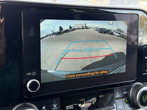 Certified 2025 Toyota Highlander LE image 15