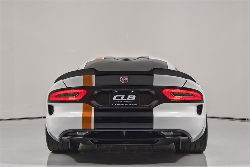 Used 2014 SRT Viper SRT-10 RWD image 11