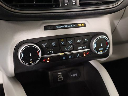 Used 2024 Ford Escape Active image 7